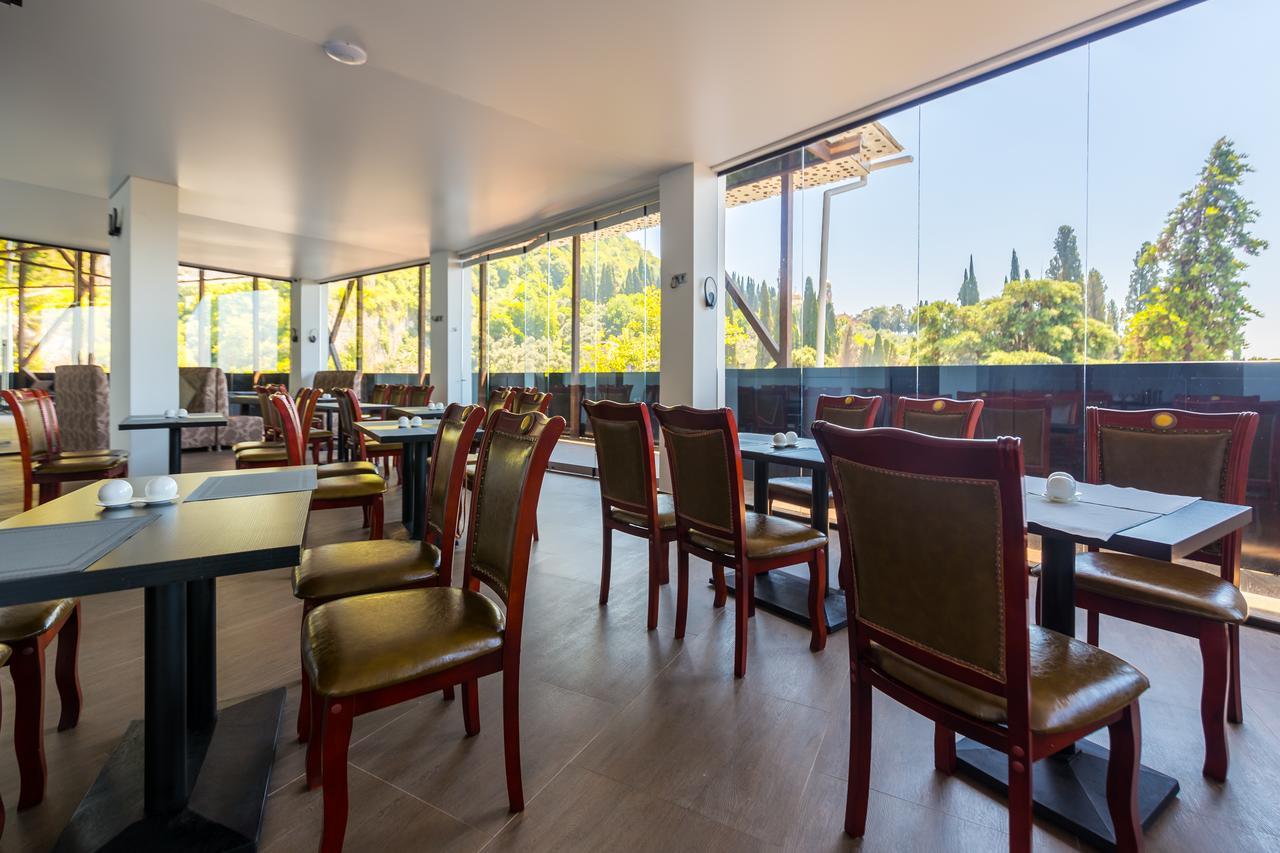 Hotel Grand Afon New Athos Kültér fotó